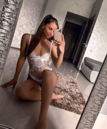 Александра